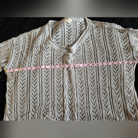 NWOT POL Gray Knit Lightweight Sweater. - Picture 5 of 7